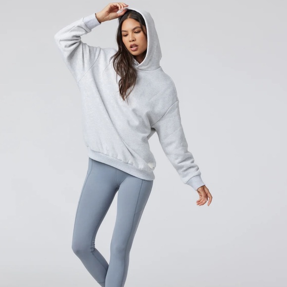 VUORI RESTORE OVERSIZED FLEECE HOODIE•PALE HEATHER GREY•SIZE SMALL - Picture 2 of 12